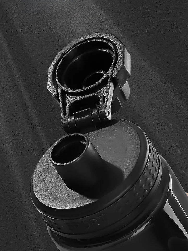 大容量スポーツボトル【耐熱・プラスチック製・学生用・夏季用】