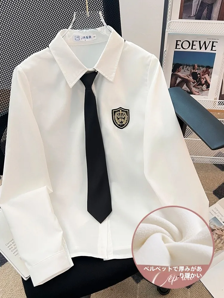 秋冬用 厚手白シャツ：学院風長袖通学服の保暖性と着用シーン