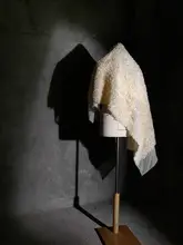 米色の立体テクスチャー生地【装飾デザイン用・オリジナル布】
