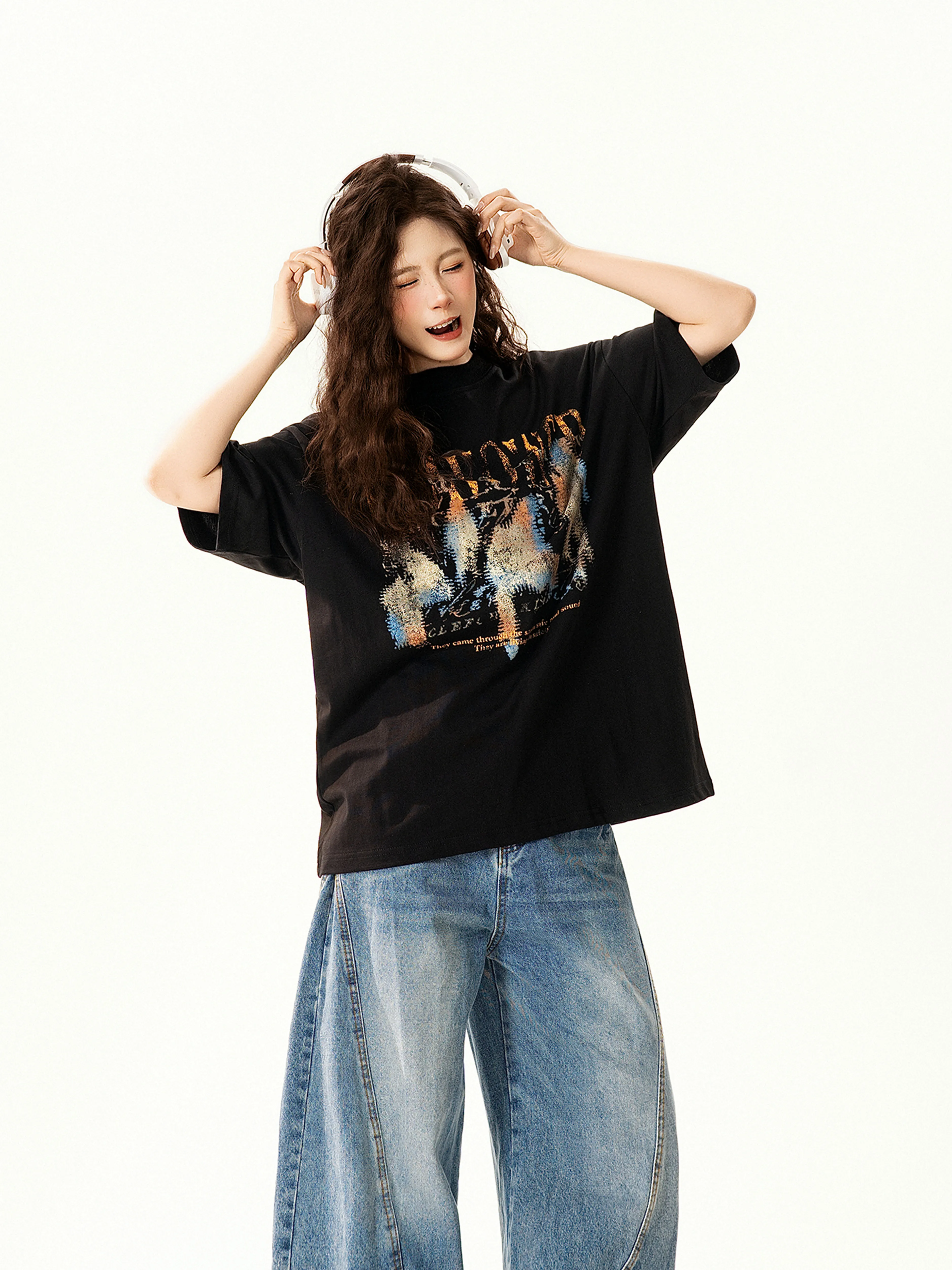 アメリカンビンテージデザインのグラフィックTシャツ【夏用・ビッグシルエット・ゆったりした着心地】