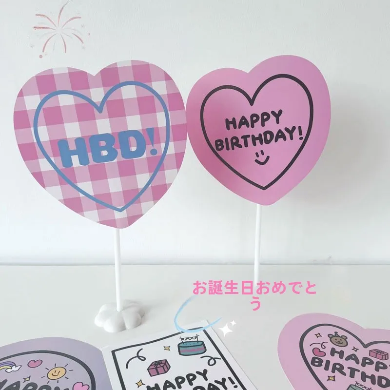 ハートと小花の壁飾りカード：韓国風インテリアに最適な誕生日用ハンドメイド注意書きカード