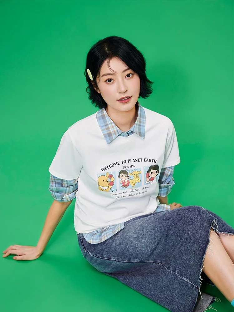 阿毛コラボデザインの短袖Tシャツ：夏用イラストレーターシリーズの通勤風スタイルとは