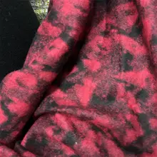赤黒の花柄薄型ニットウール生地【幅広・柔らかい風合い】