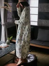 リネン混合素材の春秋用ワンピース【ゆったりシルエット・田舎風・プリントロングスカート】