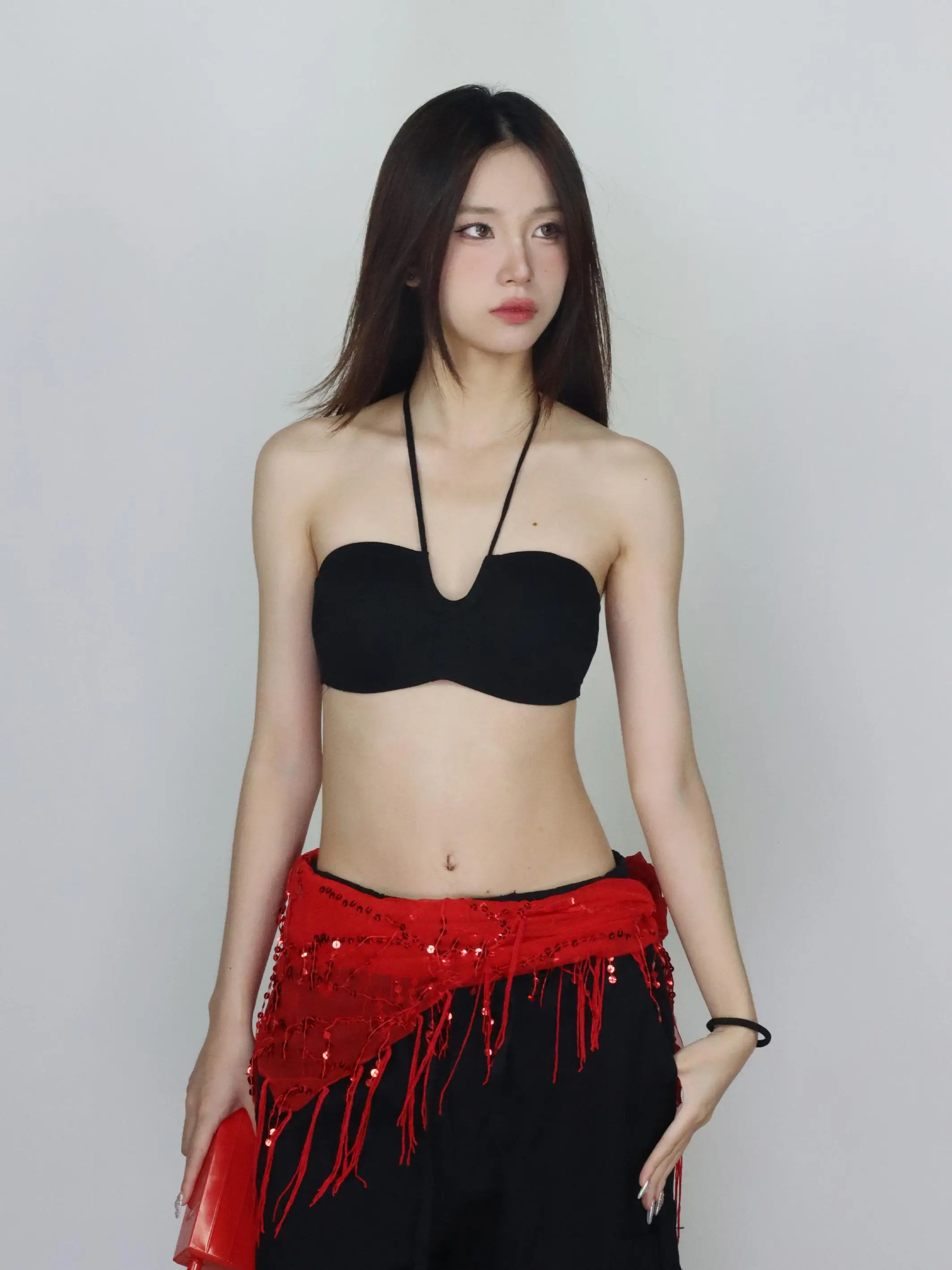ダンス服装レディ  ースで「美しさ」と「動き」のバランスを取るには？