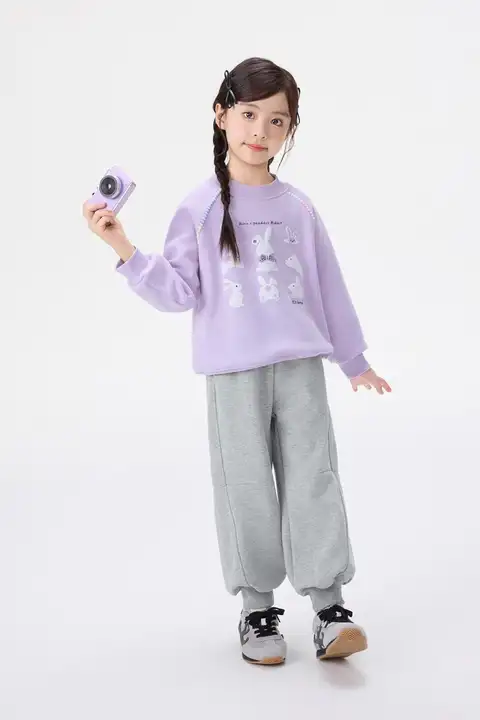 暖かいフリース素材のウサギデザインパーカー【子供用・冬季・ルーズフィット】（セットアップ対応）