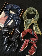 レトロな雰囲気の三角巾ショール【薄手・春夏用・ファッション・バンダナ】