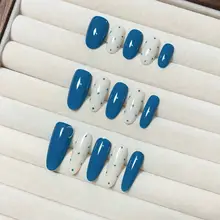 海島の休日夏用ペルシャブルー水玉模様ネイルチップ【手作り・シンプルで上品】