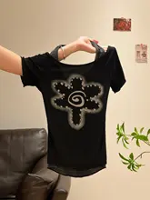 黒の斜め肩デザインのトレンドTシャツ【短袖・スタイリッシュなフィット感】（セットアップ対応）
