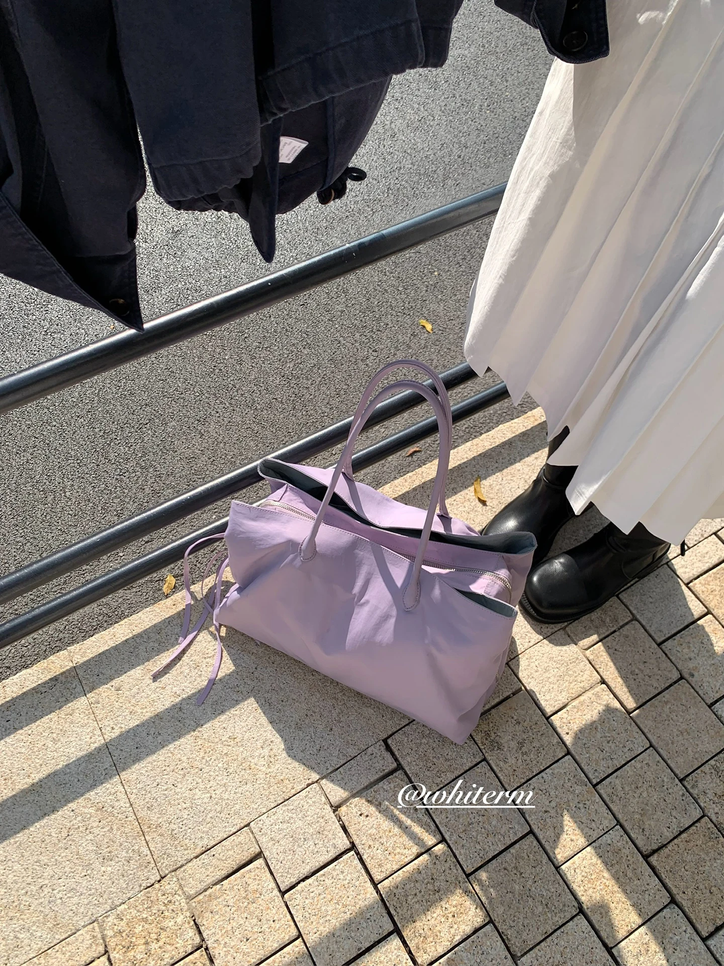 2泊3日の旅行で荷物が抱えられない？軽量でオシャレな大きめトートバッグの選び方とは？