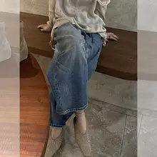 オシャレなミディアム丈リネントップスとワイドパンツの秋向けコーディネート（セットアップ対応）