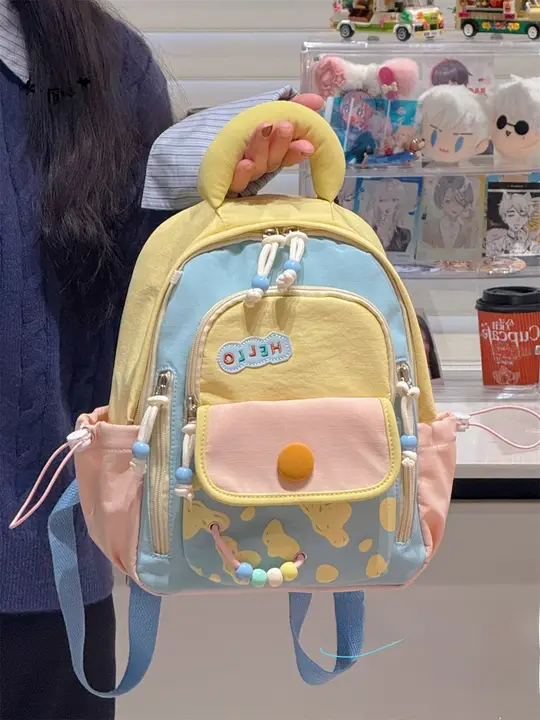 大橘猫デザインのミニリュック【カジュアル・多色使い・可愛いデザイン】