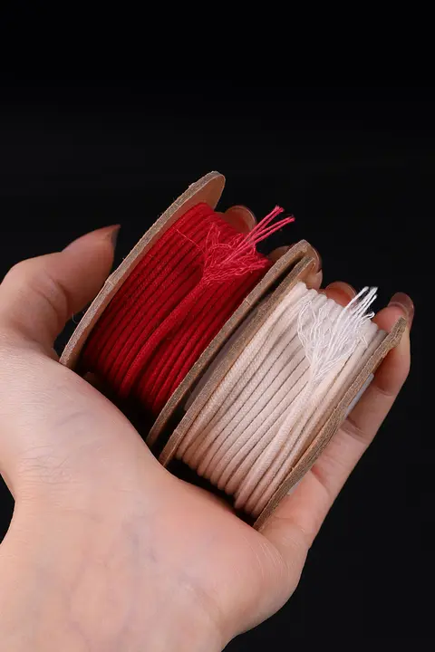赤い編み込みコットン紐【手作りブレスレット・DIY素材】