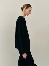 CHICJANE クールなシンプルデザイン ラウンドネックトップス＆パンツセット