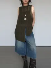 デザイン性高い開叉ニットベスト【ゆったりシルエット・アシンメトリーヘム・リ rétroスタイル】