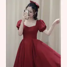 ワインレッドのドレス【小柄向け・結婚式・可愛いデザイン・夏用】