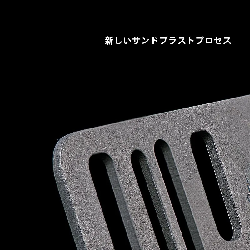 アウトドア用チタン焼き網：使い捨てグリルとしての実用性と安全性の検証