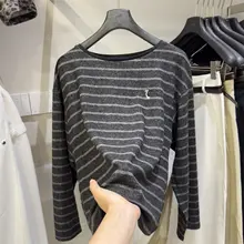 レトロストライプ長袖Tシャツ【ゆったりとしたフィット・ラウンドネック・カジュアル・ウール混】