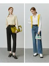 パフスリーブ ホワイトシャツ【春秋用・Vネック・フィット・通勤向け】