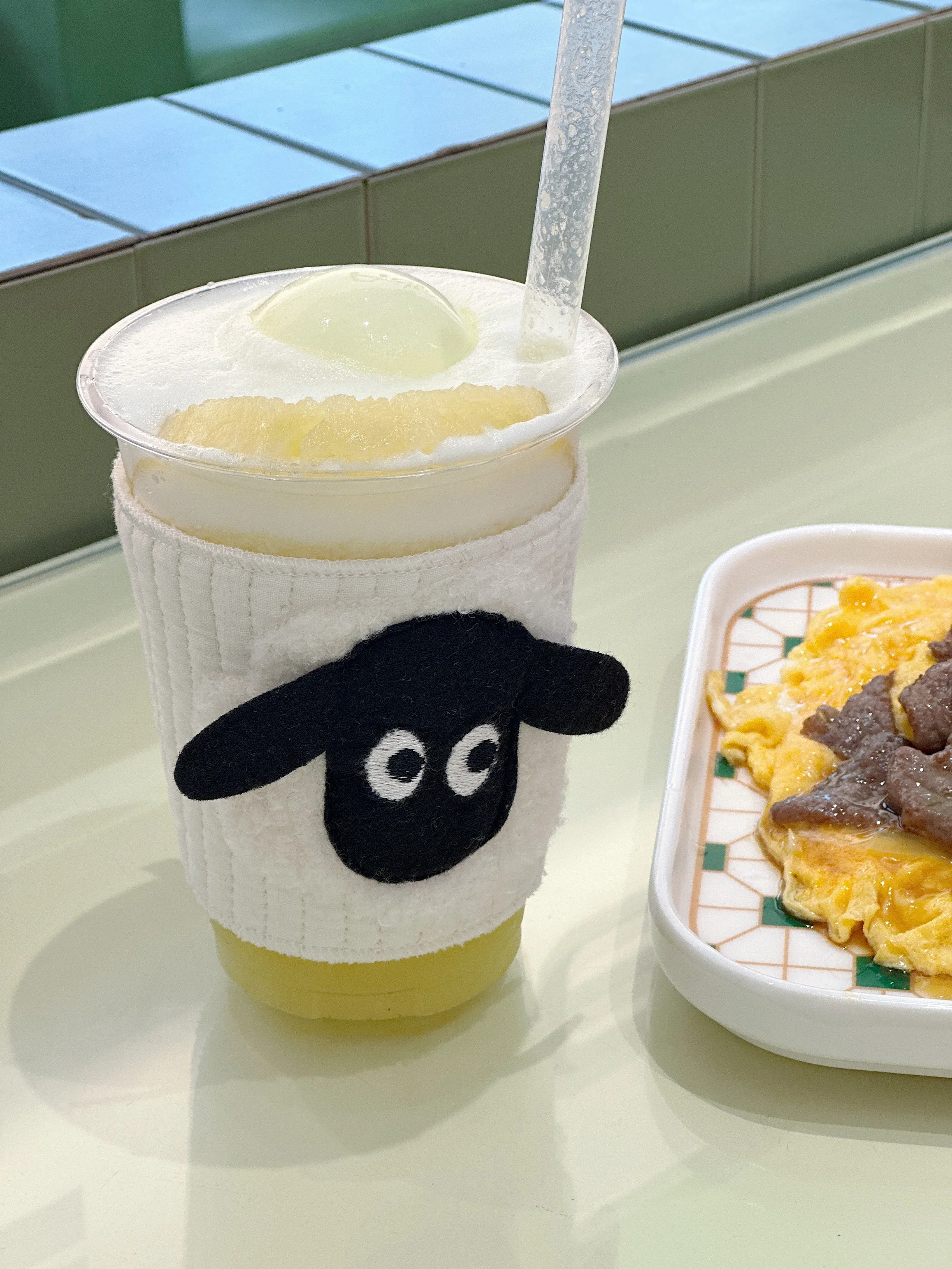 可愛い水筒カバーはどんなもので、通勤や日常にぴったり？