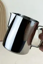ステンレス製 カフェラテアートカップ【計量機能付き・泡立て用ノズル】