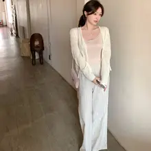 浪漫的なレースデザインのリネン混ニット【トップスとパンツのセットアップ対応】