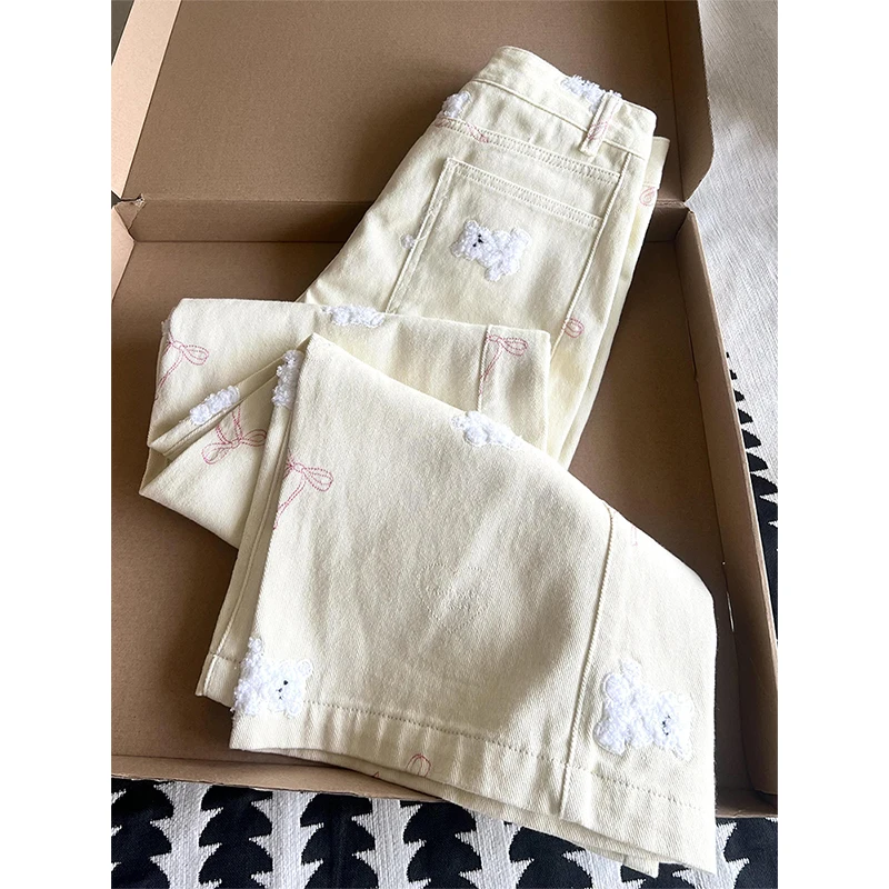 子供ズボン おしゃれ 女の子 10歳用はどう選ぶ？デザイン感のある小熊刺繍入りデニムパンツがおすすめの理由