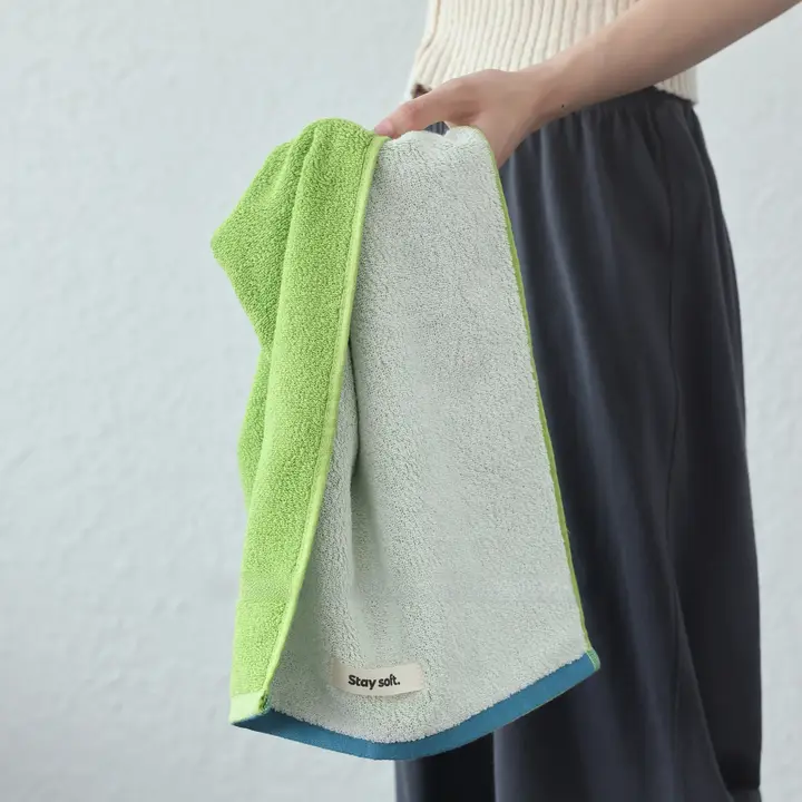 シンプルデザインのリバーシブルカラー 高級長毛綿洗面タオル【極上の柔らかさ・家庭用】