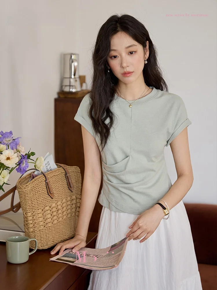 tシャツの中に着るなら、通勤風のタック袖Tシャツは本当におすすめ？