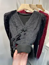 Vネック立体花柄レース長袖トップス【冬用・フィットデザイン・女性用】