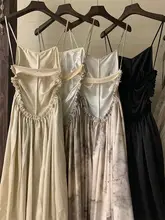 エレガントなフレンチスタイルのバックレスキャミソールワンピース【ラグジュアリー・夏用・ シックなデザイン】