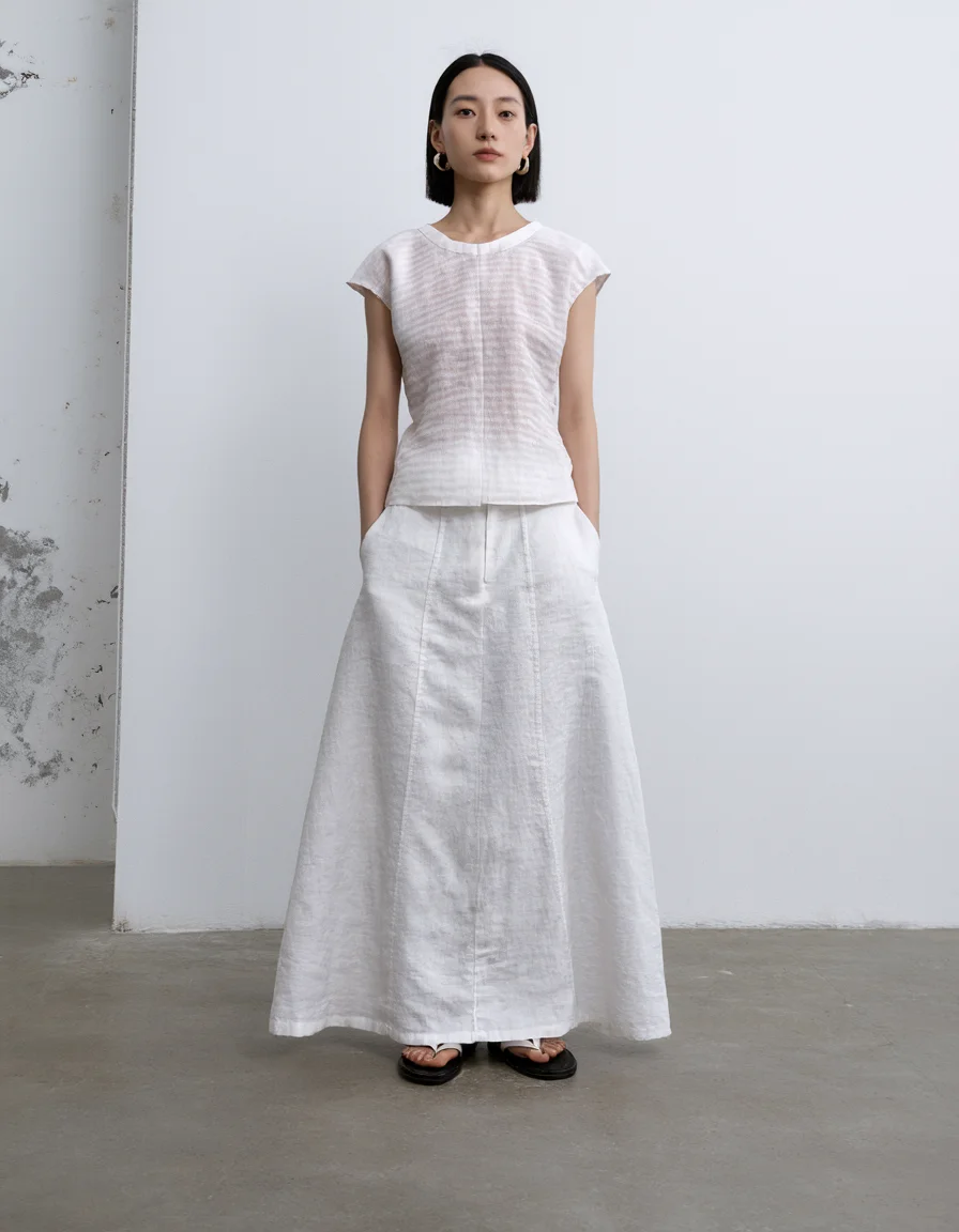 大人可愛い服 50代コーデ 完全ガイド｜フィット感とグレーのバランス
