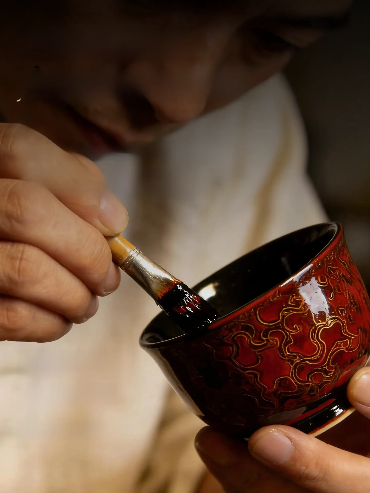 手描きの牡丹花デザインの高級木製茶盤：中国風のテーブルトップとしての実用性とデザイン価値