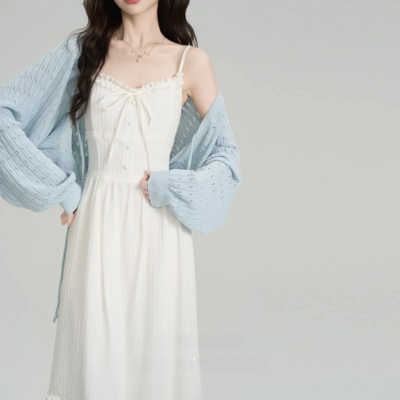 初デート服としての白いワンピース：法式ウエストシェイプデザインの着こなしと実用性