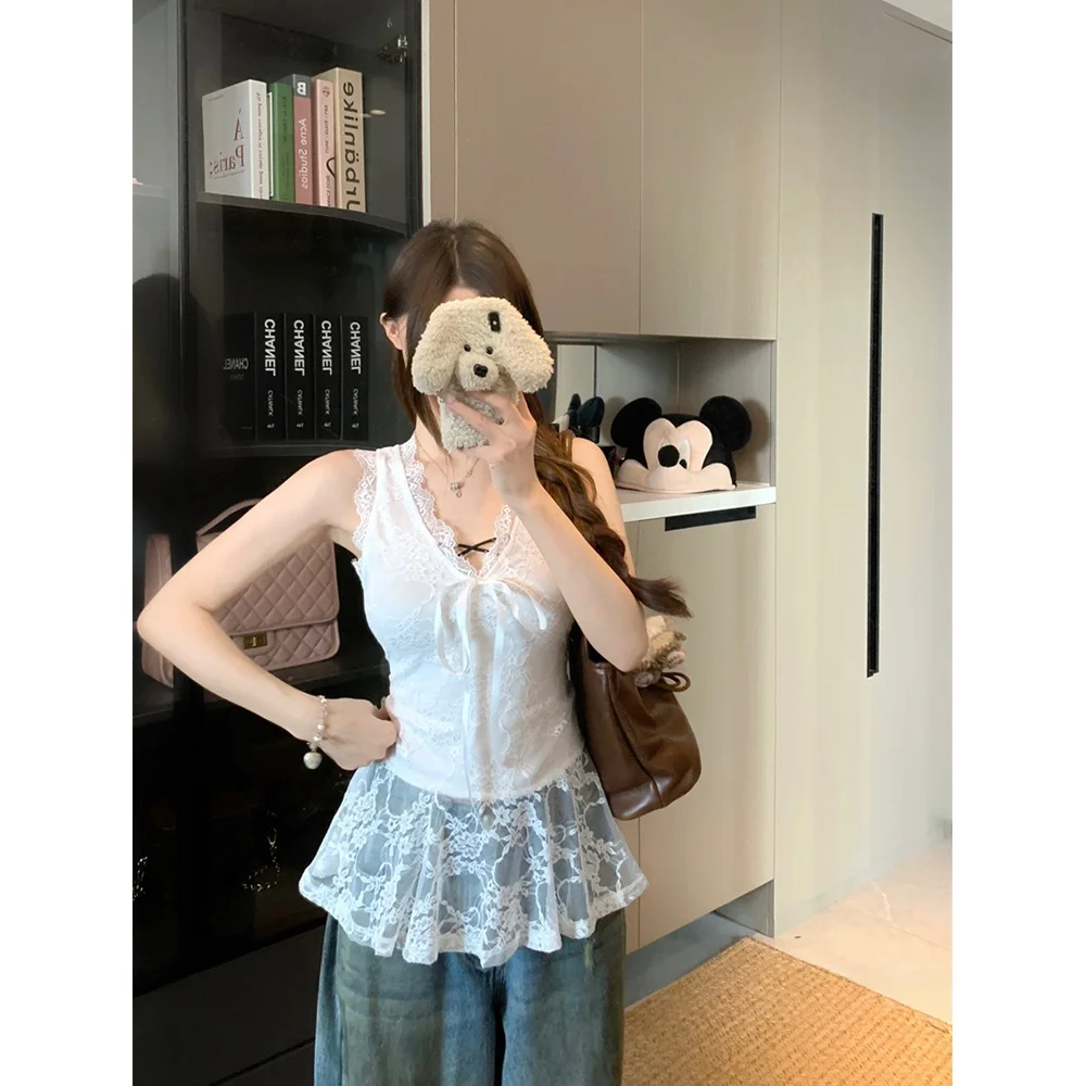 フロントクロス キャミソールは、本当に日常に取り入れるべきなのか？