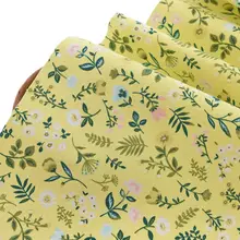 純綿の黄色い花柄生地【子供用シャツ・スカート・ハンドメイド】