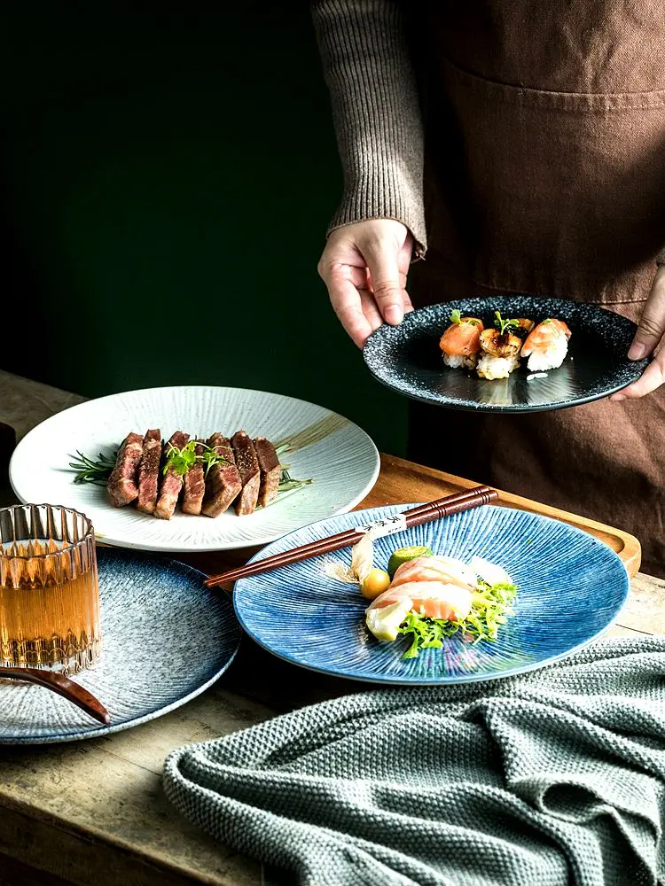 美しい陶器のプレート：和風デザインの浅型8インチが提供する食卓の質感