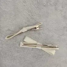 シンプルで美しいデザインのバタフライクリップ【サイドクリップ・ミルクホワイト】