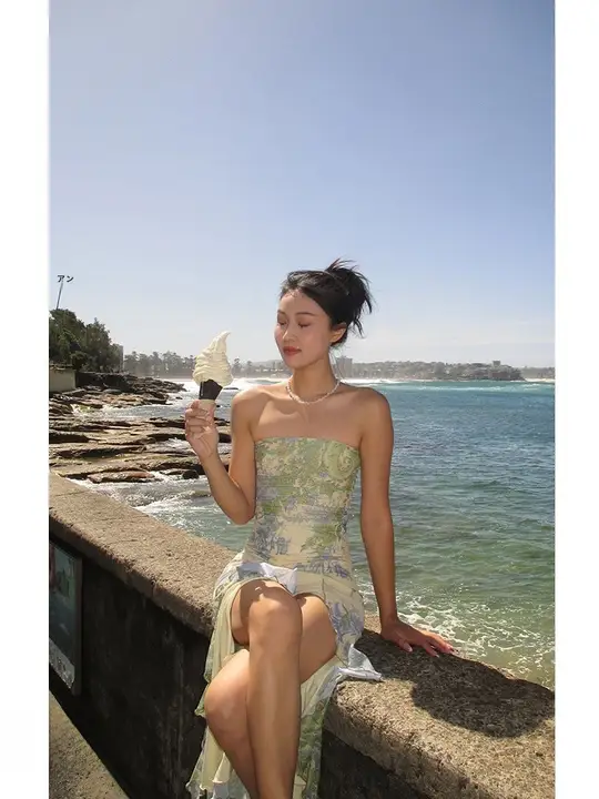 新しい中国風の不規則なフリルスリットチューブトップスカート