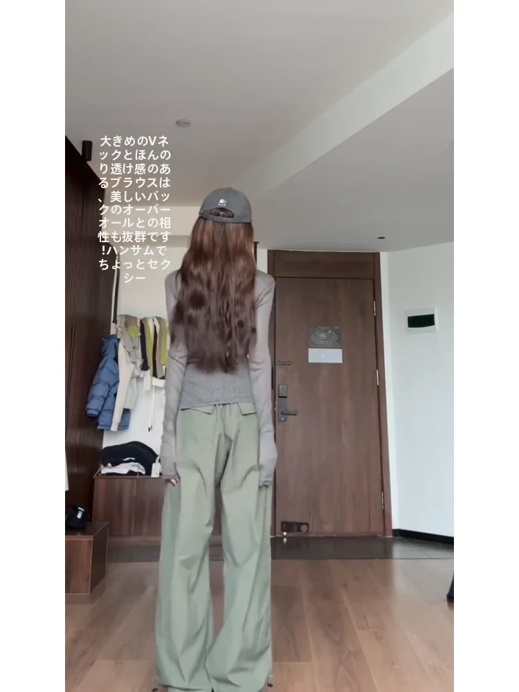 163センチの女性が通勤で悩む「トップスの選び方」は？