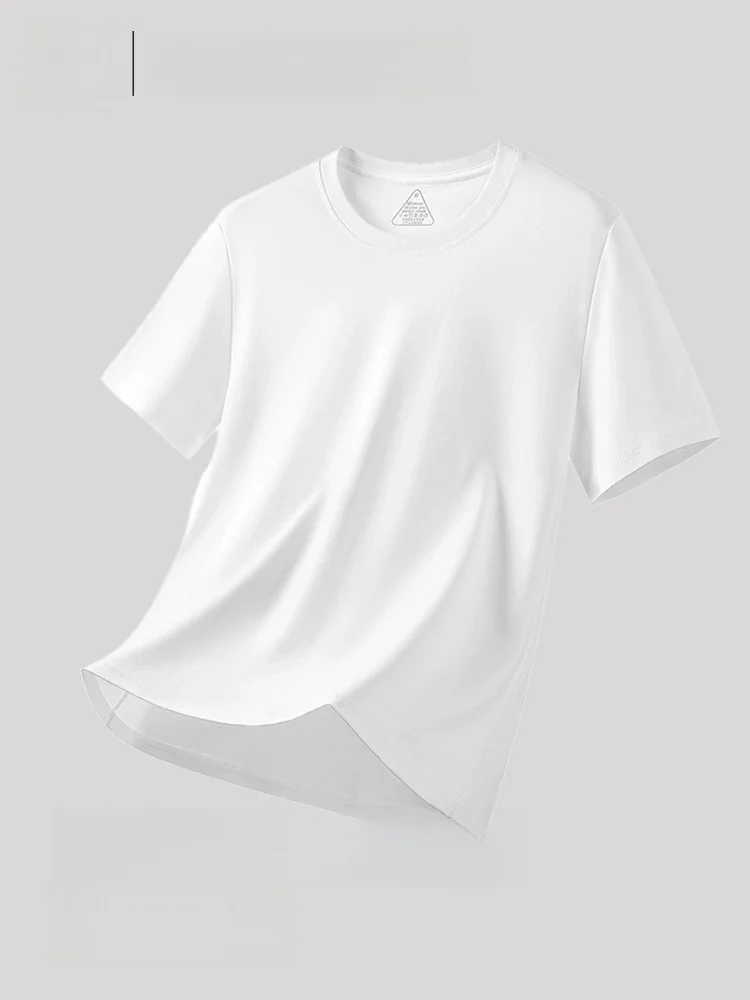 黄ばみが気になるTシャツにどう対処する？防水・防汚加工の白いコットンTシャツが解決する理由