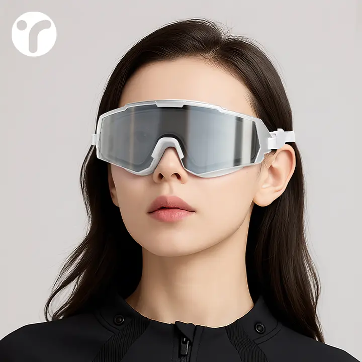 大きなフレームの女性用水中メガネ【防曇防水・近視対応・高解像度・スイミングキャップ付き】