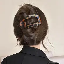 バイオリン型としても使える高級パドルクリップ【扁平デザイン・ヘアアクセサリー】