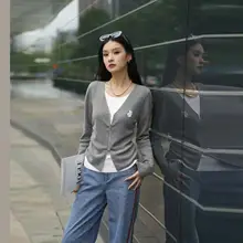 ダブルファスナーのウールニットトップス【フィットデザイン・秋用・ニット】（セットアップ対応）