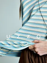 豪華な浮き彫りデザインのメルノウールニットTシャツ【ゆったりフィット・ストライプ柄】