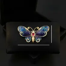 エナメル工芸のレトロな蝶型ブローチ【高級・デザイン良好・コートやスーツに最適】