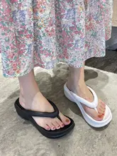 春夏用サンダル【厚底・防水・ヒール付き・丸頭デザイン】