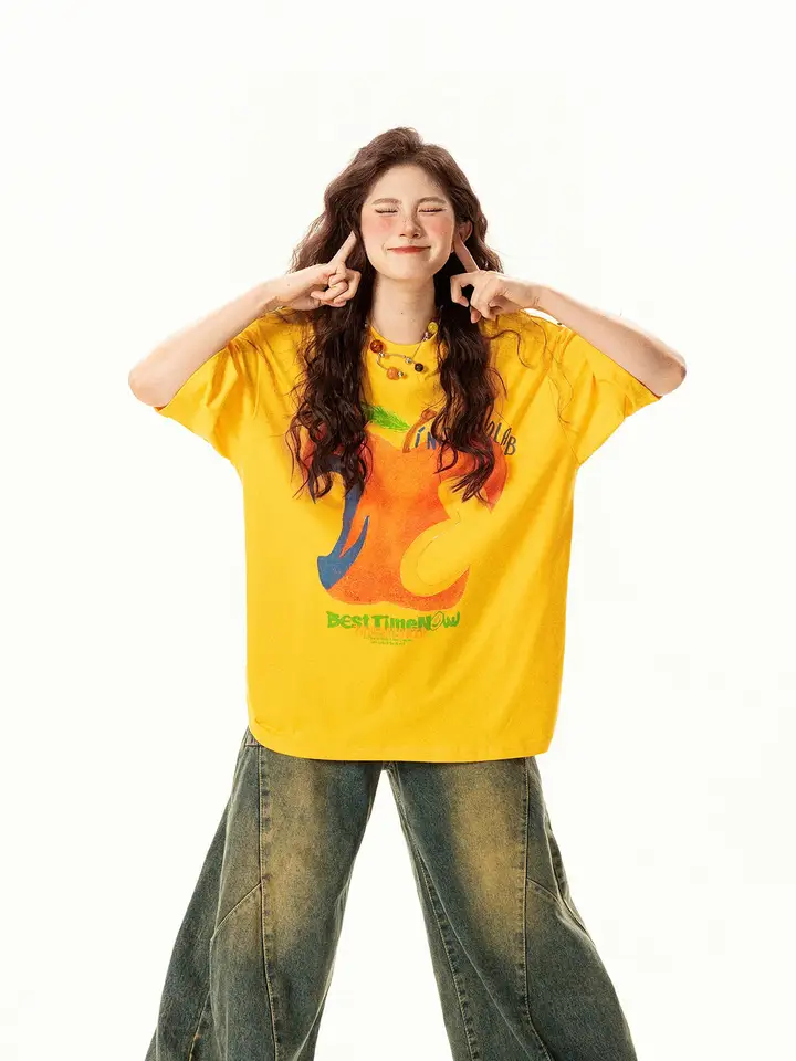 アメリカンビンテージ風 抽象リンゴプリント Tシャツ【夏用・ドロップショルダー・ルーズフィット】