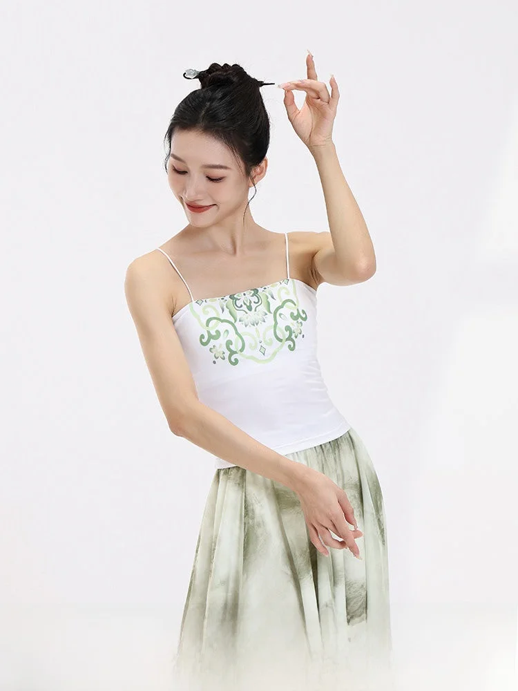 オーケストラコンサートに着る女性の服装はどう選ぶ？中国風のダンストップスが意外に人気な理由
