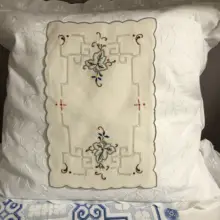 上質なコットン製 テーブルマット【滑り止め・耐磨耗・手作り刺繍デザイン】